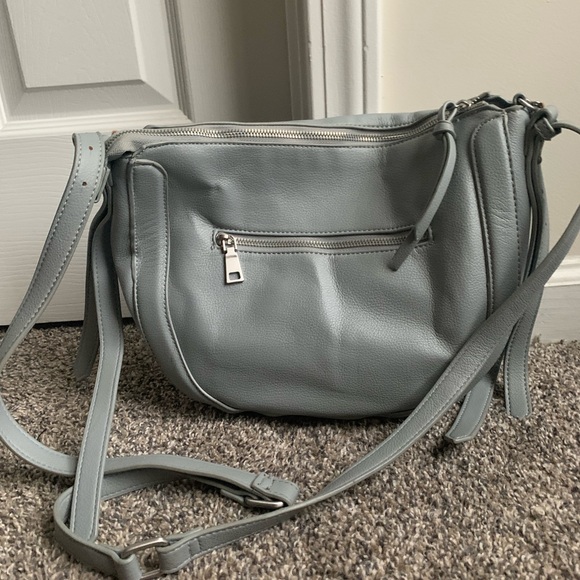 Urban Expressions Chain Detail Bag - Picture 6 of 11